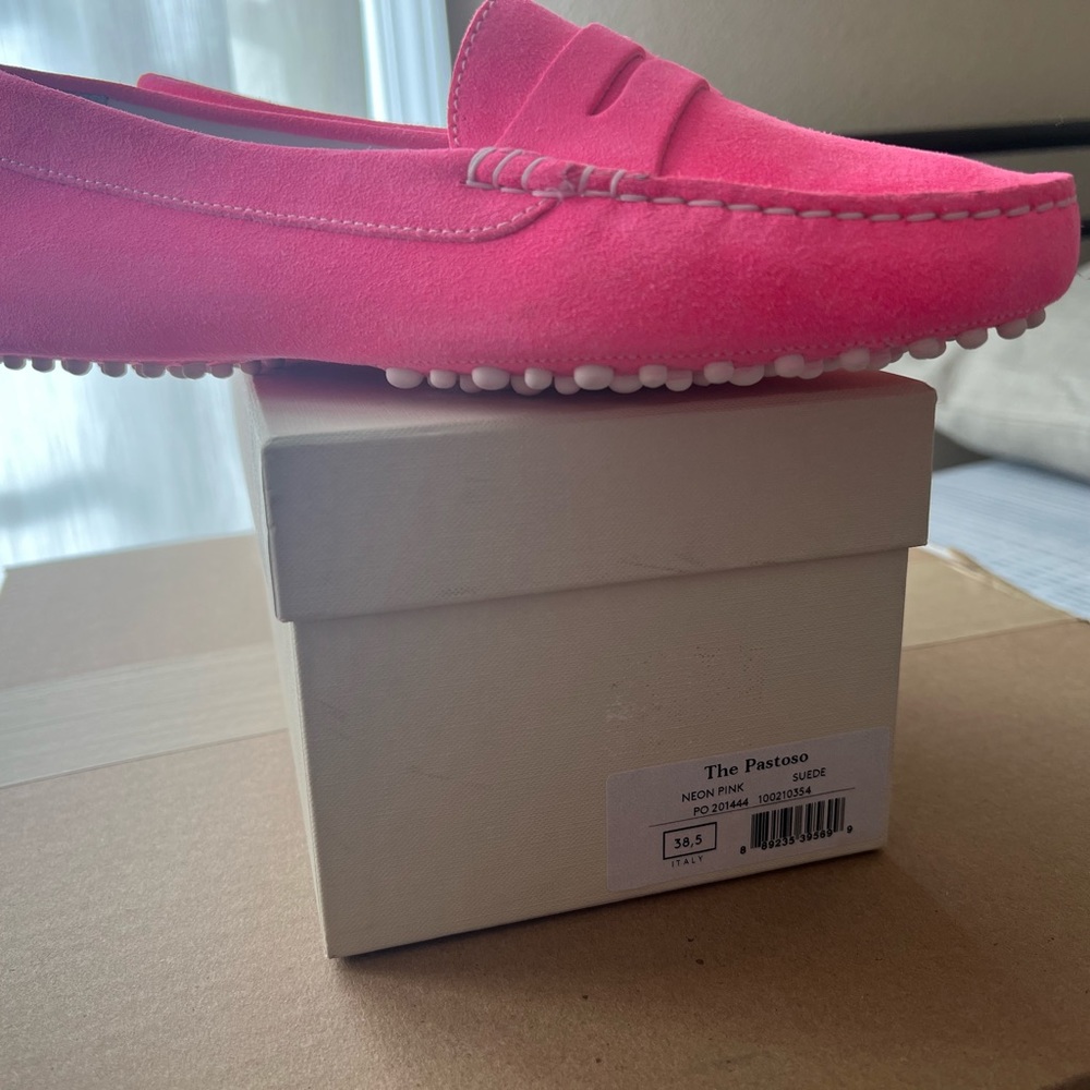 Mgemi Pastoso suede driver/loafer (Sz 7 1/2)